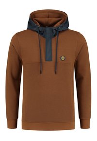 Sweat à capuche marron avec cordon de serrage noir réglable et petit écusson rond avec logo sur la poitrine gauche.