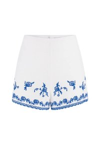 Baltie šorti ar sarežģītu zilu ziedu izšuvumu ap apakšējo malu un vidukli. Gluda tekstūra ar pieguļošu formu un viļņotām malām.