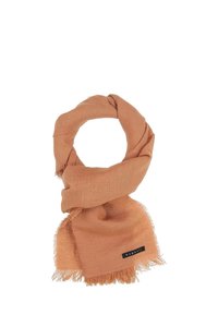 Soft, woven scarf in rust orange with a fringed edge and subtle striped pattern. Features a small black tag with "bugatti" branding.