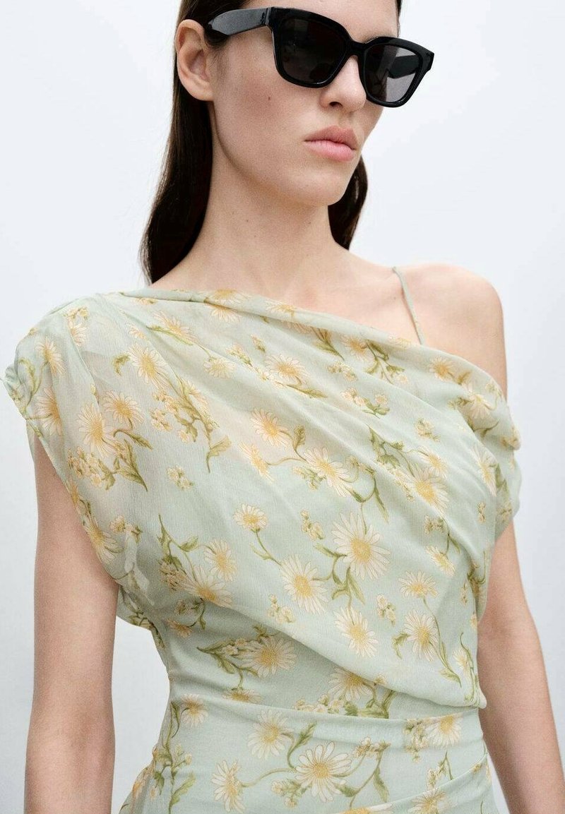 Mango DONNA - Maxi dress - light green - Zalando Mango DONNA - Maxi dress - light green - Zalando