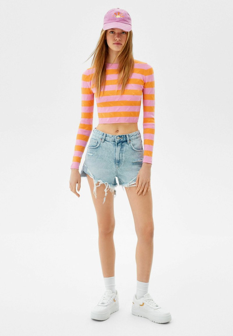Damen Kleider | Bershka Jeans Shorts light blue denim/light-blue denim - JE68136 Damen Kleider | Bershka Jeans Shorts light blue denim/light-blue denim - JE68136