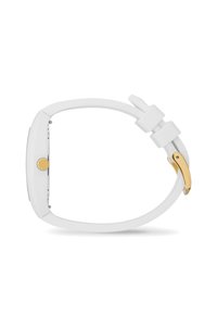 Biały smartwatch o prostokątnej tarczy, z przyciskiem w złotym kolorze i białym silikonowym paskiem z metalowym zapięciem w kolorze złota.