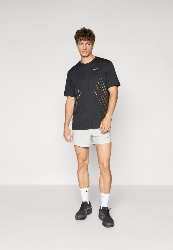 JAKOB INGEBRIGTSEN TOP - Sports T-shirt4