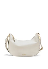 Lichtgrijze leren schoudertas met een gebogen vorm, een gestructureerd oppervlak, gouden hardware en een verstelbare schouderriem. Voorzien van een ritsafsluiting.