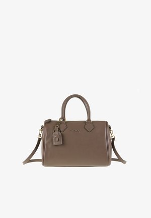 Borsa a mano in pelle marrone con doppio manico, tracolla removibile, accessori in metallo dorato e un'etichetta su un lato con un accento a forma di diamante.