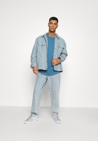 Only & Sons ONSMATT TEE 10 PACK - T-shirt básica - white/blush/bride/heather/green/papaya/icemelt/navy/black