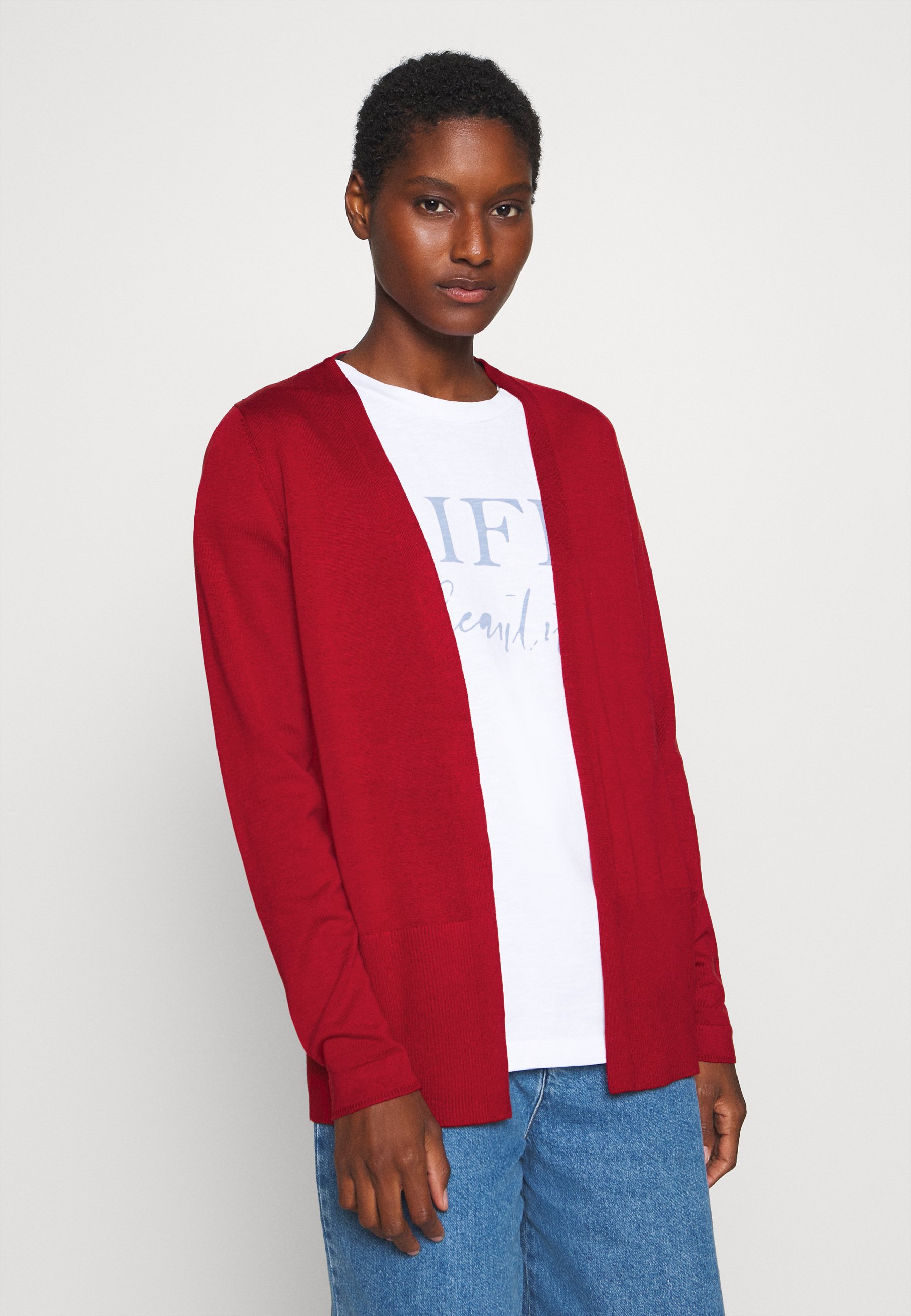 s.Oliver LANGARM Vest dark red Zalando.nl s.Oliver LANGARM Vest luminous red Zalando.nl
