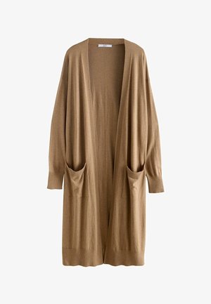 Dlouhý cardigan s otevřeným předním dílem v béžové barvě, vyroben z měkké pleteniny. Má dvě přední kapsy a žebrované manžety pro větší strukturu a detail.