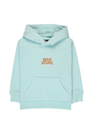 Lichtblauwe kinderhoodie met voorzak en het logo "Quiksilver Since 1969" in oranje op de borst.