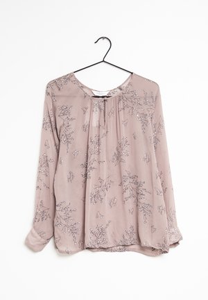 Lange mouwen, lichtroze blouse met een bloempatroon, voorzien van een ronde halslijn, geplooide details en een striksluiting aan de voorkant.
