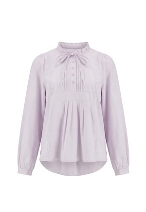 Hellviolette Langarmbluse mit gerafftem Kragen, vorne mit Knopfleiste, dekorativen Biesen und Spitzenbesatz an den vorderen Seiten.