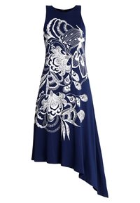 Granatowa sukienka bez rękawów z białymi kwiatowymi wzorami, asymetrycznym dołem, lekkiego materiału, okrągłym dekoltem i luźnym krojem.