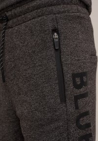 Non sélectionné, grey