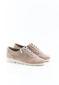 Zapatos casuales de ante beige con cordones en la parte delantera y cremallera lateral. Textura suave, forma redondeada y suela de goma para mayor confort.