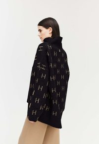 Hést Strickpullover - schwarz