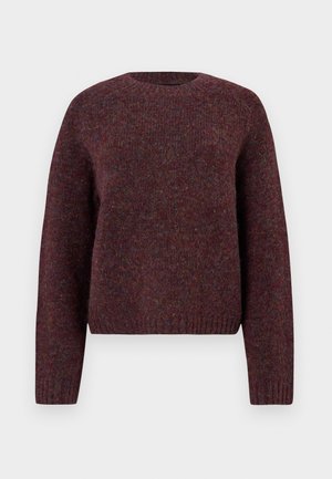 Maglione lavorato a maglia bordeaux con collo rotondo, maniche lunghe e orlo a costine. Texture morbida con leggere variazioni di colore per una maggiore profondità.