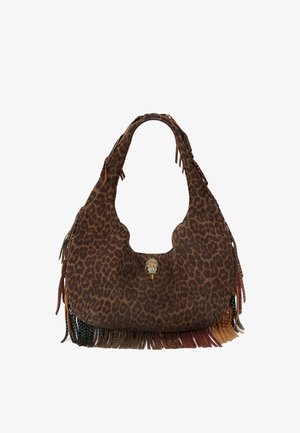 Sac hobo en daim marron à imprimé léopard, avec des accents frangés de plusieurs couleurs. Équipé de quincaillerie décorative à l'avant.