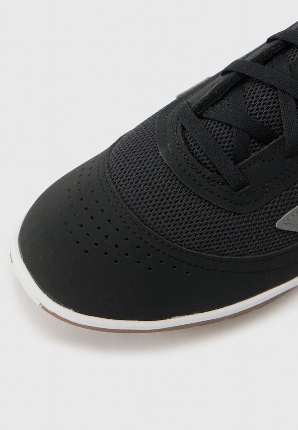 PREDATOR CLUB SALA INDOOR KIDS - Indoor football boots4