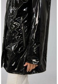 BERMUDES PILAT - Parka - black