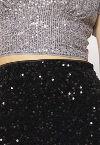 Vero Moda Petite Minisukně - black