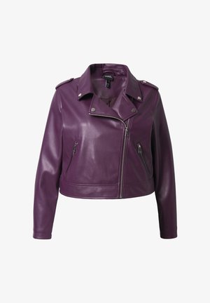 Giacca biker in pelle viola con design cropped, colletto a scatto e tasche con zip. Presenta hardware metallico e una texture liscia.