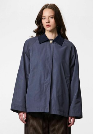 PCVILMA A-SILHOUETTE - Pitkä takki - ombre blue