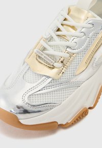 Steve Madden POSSESSION - Baskets basses - silver/white/gold