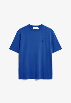 T-shirt bleu à manches courtes en coton. Doté d'un col rond et d'un petit logo brodé sur le côté gauche de la poitrine. Texture lisse.