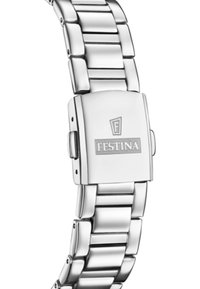 Stříbrné kovové hodinky s leštěným povrchem, se zapínáním na články a obdélníkovou sponou s vyrytou značkou "Festina."