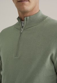 WE Fashion Pulover - moss green