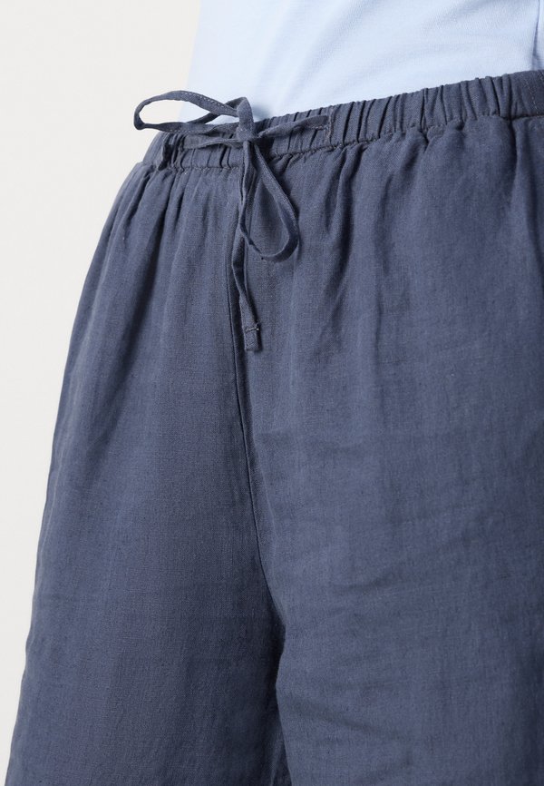 PANTS, JOGGER STYLE STRAIGHT LEG MEDIUM WAIST DRAWSTRING AT WAIST - Trousers3