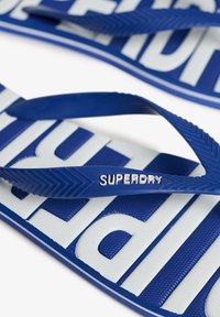 Superdry & Co CORE LOGO FLIP FLOPS - Sandaler m/ tåsplit - regal blue optic