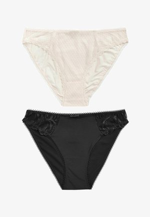 Deux paires de sous-vêtements pour femmes : beige clair avec des motifs en diamant et une bordure en dentelle sur le dessus, noir avec des accents de dentelle florale sur les côtés en bas.