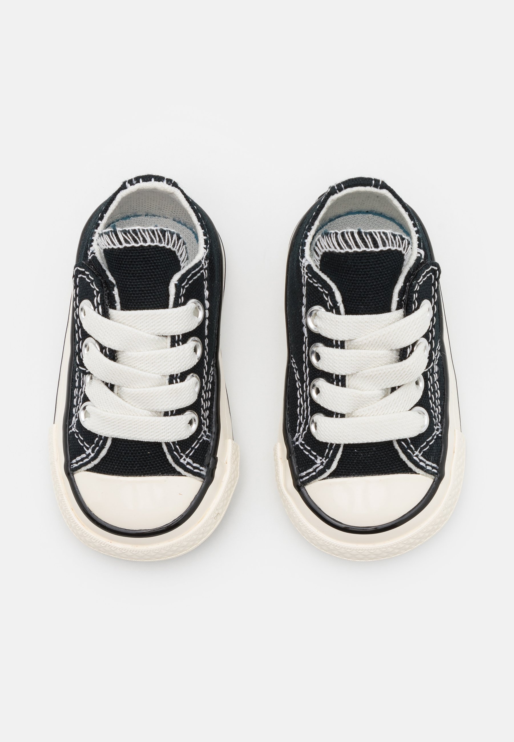 converse vintage low