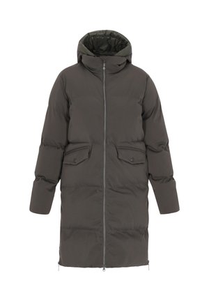 Sötétszürke, hosszú, bélelt télikabát kapucnival, elől cipzárral, valamint két fedeles zsebbel, patentgombokkal.