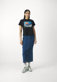 Levi's® Triko s potiskem - black