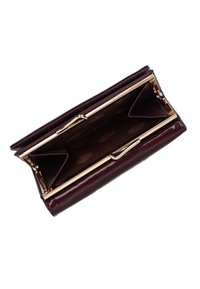 Bordeauxrood lederen portemonnee met een glanzende afwerking, voorzien van gouden hardware en een binnenvoering met polkadotmotief. Twee vakken voor kaarten en contant geld.