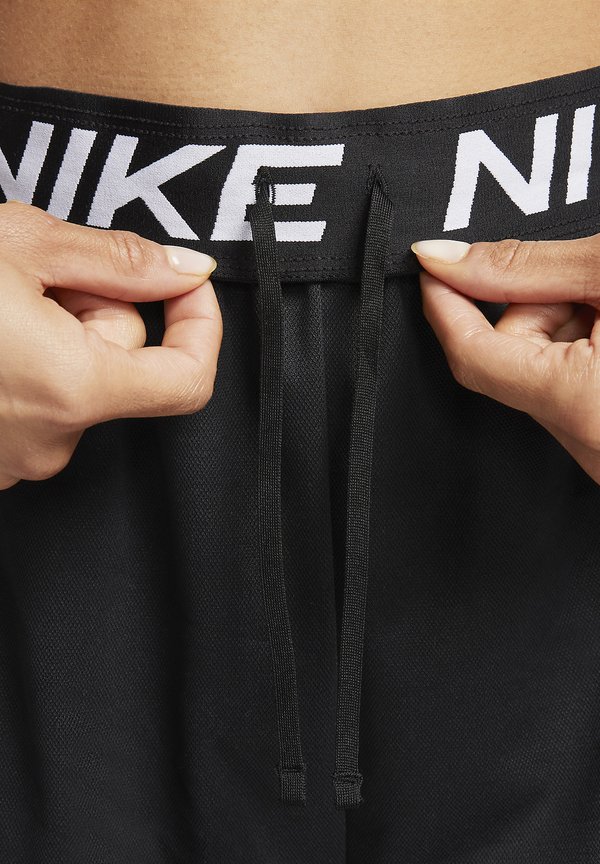 ATTACK SHORT - Sports shorts4