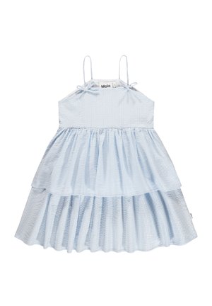 Lichtblauwe gingham jurk met bandjes en een gelaagd ontwerp. Gemaakt van zacht materiaal, met een geplooid lijfje en ruches aan de zoom.