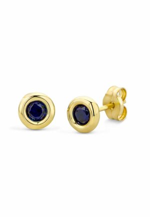Orecchini a perno in oro con pietre preziose tonde di colore blu intenso incastonate in castoni lisci e chiusure a farfalla su sfondo bianco.