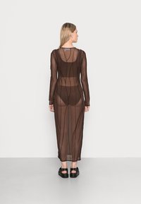 Weekday SHAE SEAM DRESS - Vestido comprido - brown/black