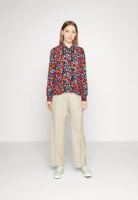 YAS YASALIRA - Nööpidega pluus - multi-coloured