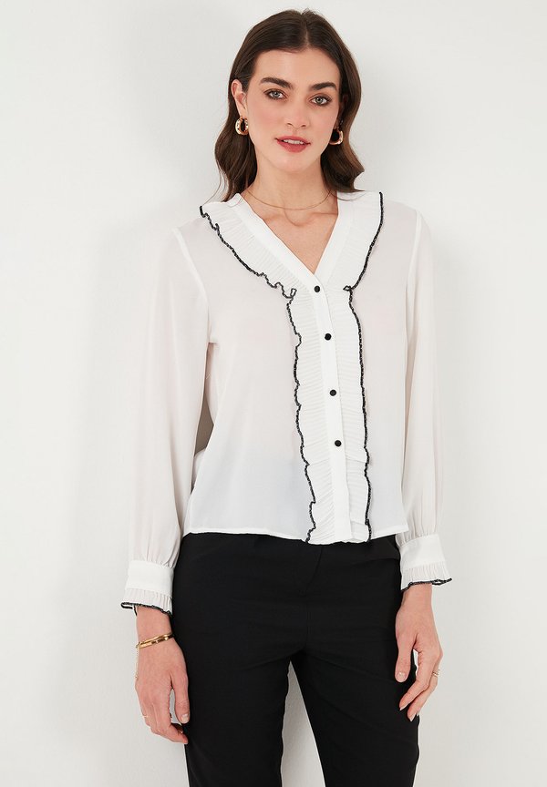 REGULAR FIT - Bluse - ecru