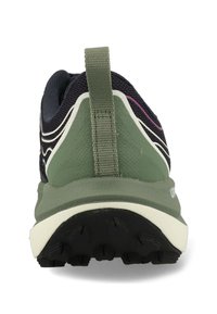 Herren Sportschuh, dunkelblaues Mesh-Obermaterial, grüne Gummisohle, Retro-Design, Zuglasche an der Ferse, weiße Akzente, strukturierte schwarze Außensohle.