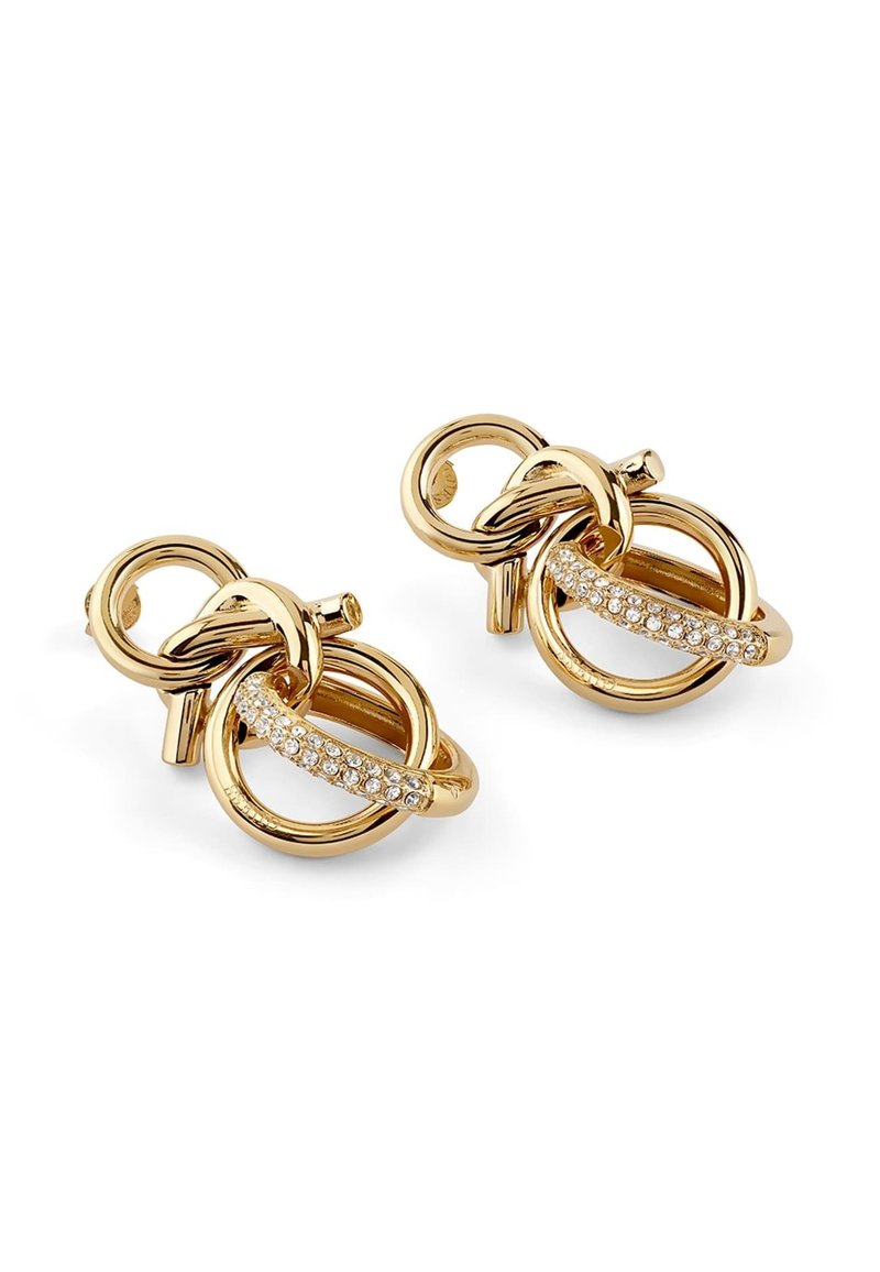 Goldene Ohrringe mit ineinandergreifenden runden Designs, einer strukturierten Oberfläche und einer Linie klarer Strasssteine über einem Abschnitt.