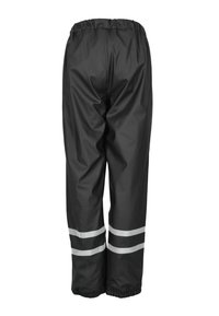 Sorte vandtætte bukser med elastik i taljen og reflekser ved anklerne. Har en glat, skinnende tekstur og en løs pasform.