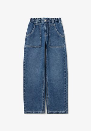 Jeans in denim con lavaggio blu, con vita elastica, due tasche anteriori, design a gamba dritta e dettagli di cucitura minimi.