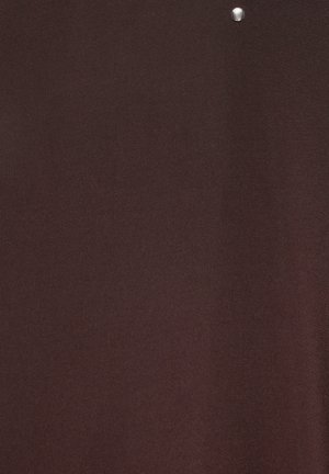 PULL&BEAR, HALTER-NECK MINI DRESS WITH V-NECK AND STUDS - Denné šaty - brown