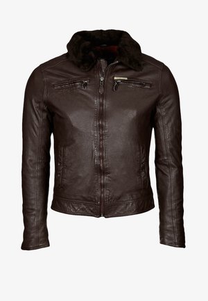 Bruine leren jas met een kraag gevoerd met bont, voorzien van twee borstzakken met rits en twee zijzakken, een gestructureerd oppervlak en een getailleerde pasvorm.