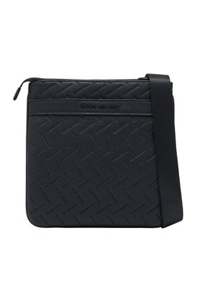 Sac bandoulière noir avec motif logo Armani Exchange en diagonale, fermeture éclair et bandoulière large en tissu ajustable.